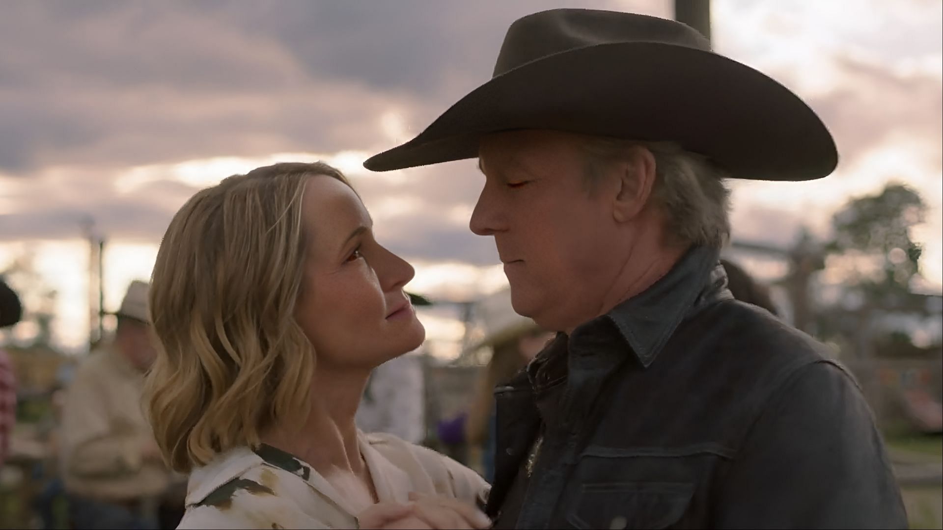 Shaun Johnston as Jack Bartlett and Jessica Steen as Lisa Stillman share a heartfelt moment during a dance scene. (Image via Netflix)